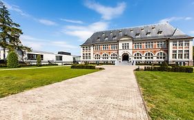 Terhills Hotel